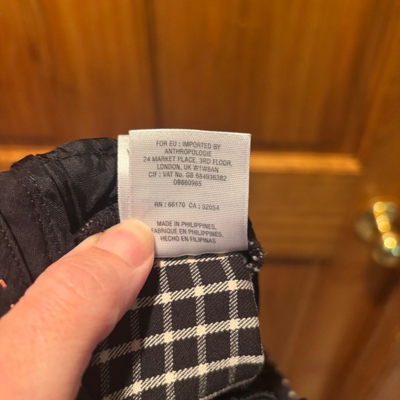 Anthropologie The Essential Slim Cropped Trouser Size 0 - Picture 7 of 7